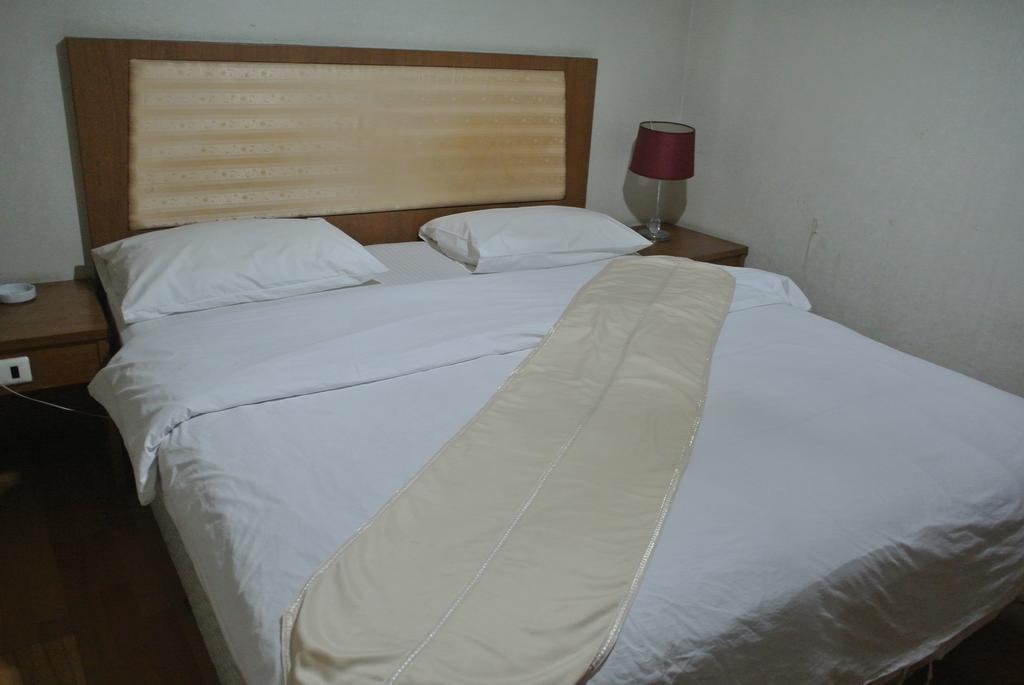 בנגקוק Sun City Hotel חדר תמונה
