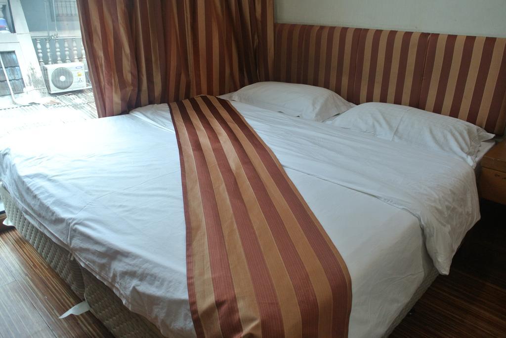 בנגקוק Sun City Hotel מראה חיצוני תמונה