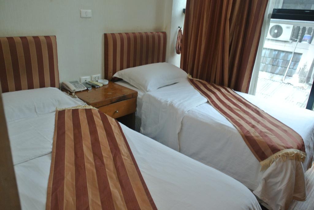 בנגקוק Sun City Hotel מראה חיצוני תמונה