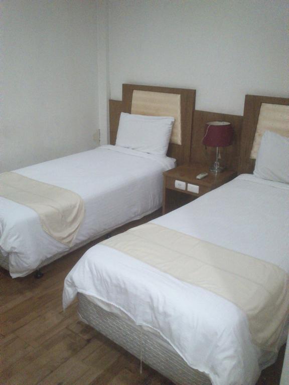 בנגקוק Sun City Hotel מראה חיצוני תמונה