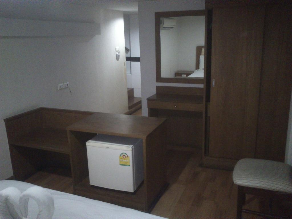 בנגקוק Sun City Hotel מראה חיצוני תמונה