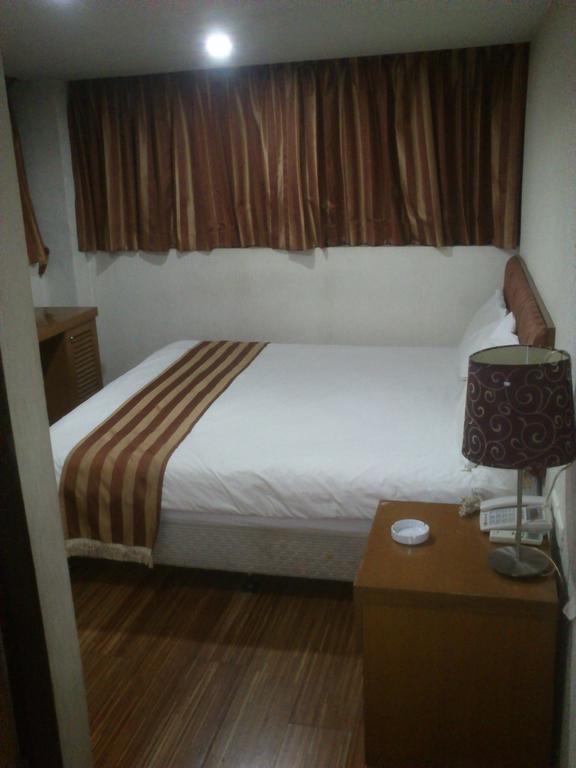 בנגקוק Sun City Hotel מראה חיצוני תמונה